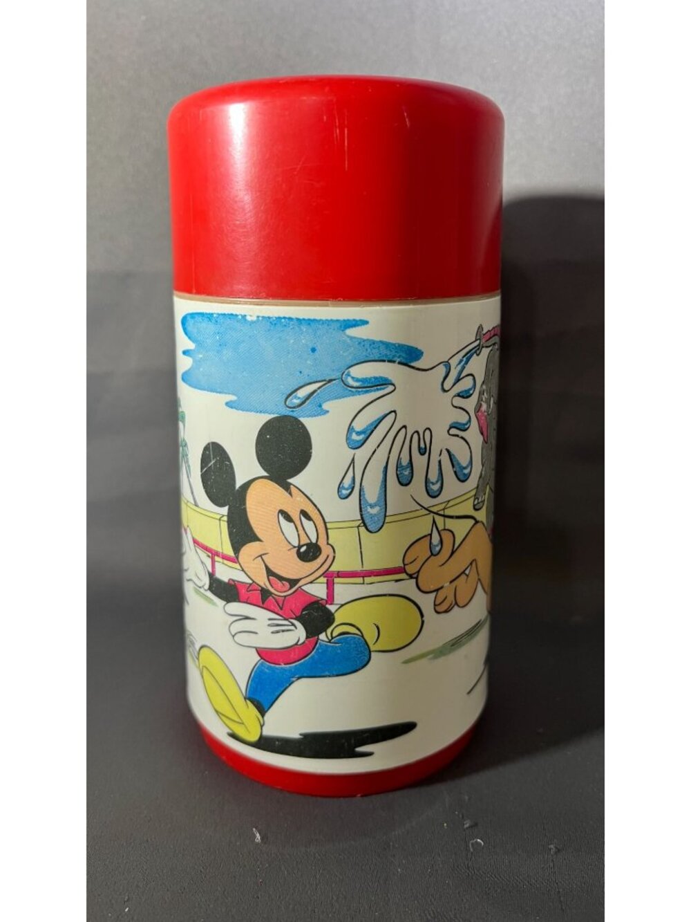 Vintage 1960s Disney Mickey Mouse & Pluto Red Aladdin Cup - Picture 4 of 8